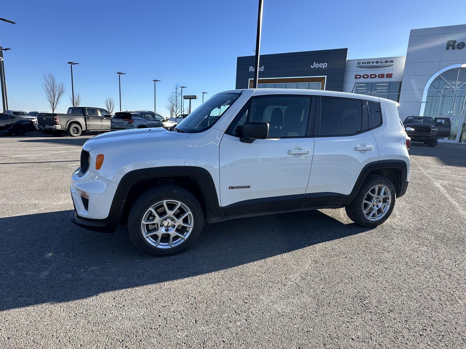 Used 2023 Jeep Renegade Latitude with VIN ZACNJDB13PPP66161 for sale in Kansas City
