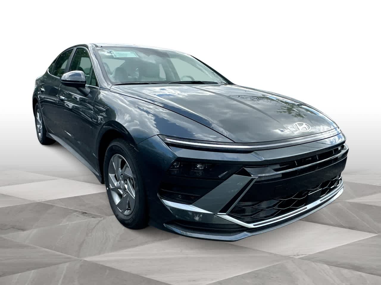 2026 Hyundai Sonata SE photo 2