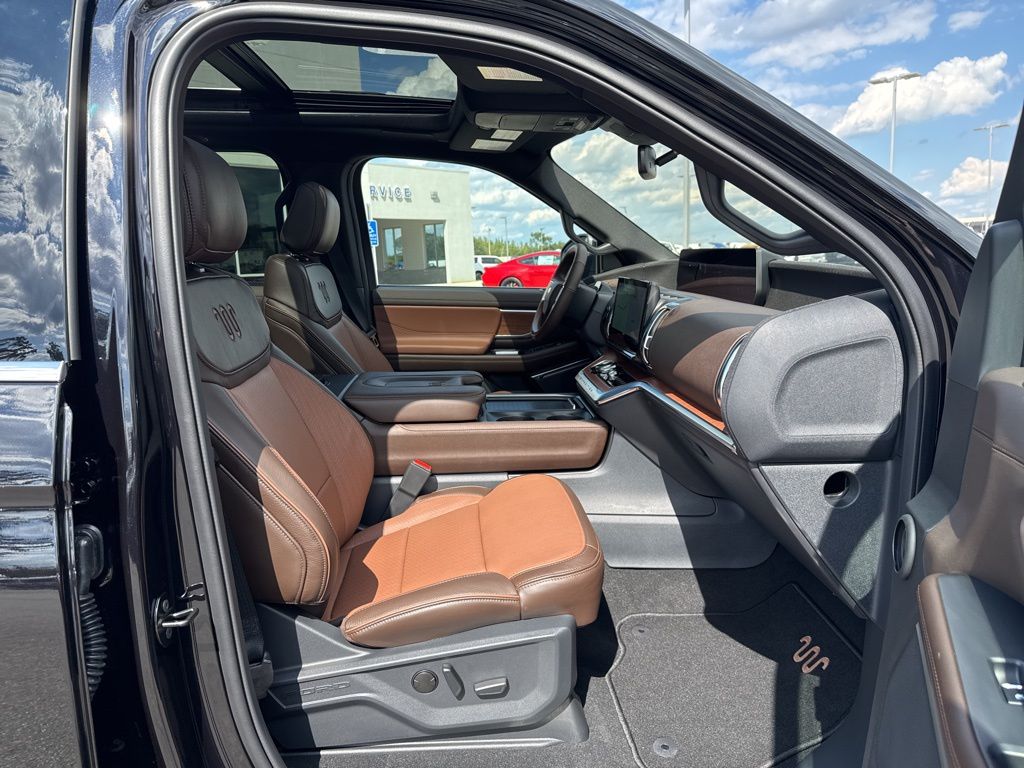 2025 Ford Expedition King Ranch photo 18