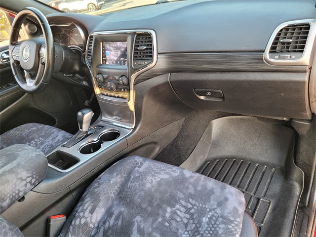 2021 Jeep Grand Cherokee Laredo E photo 15