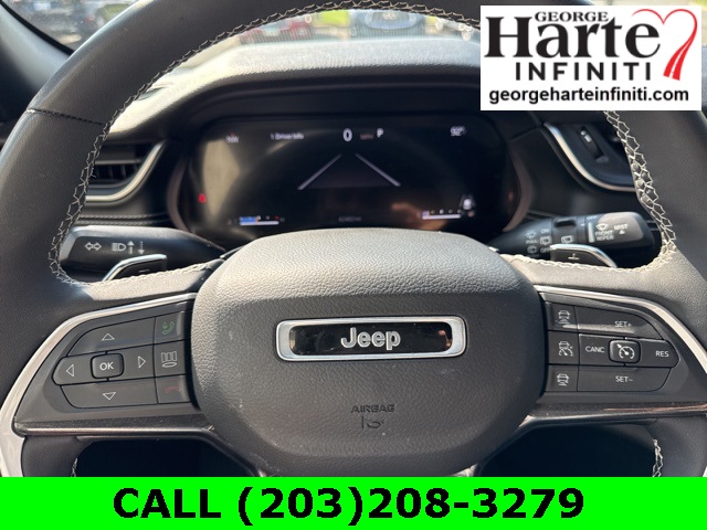 2023 Jeep Grand Cherokee Altitude photo 19