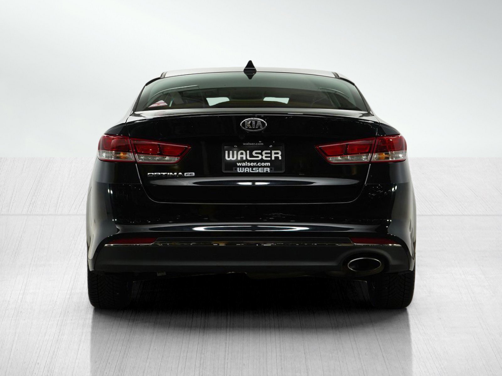 2016 Kia Optima LX photo 2