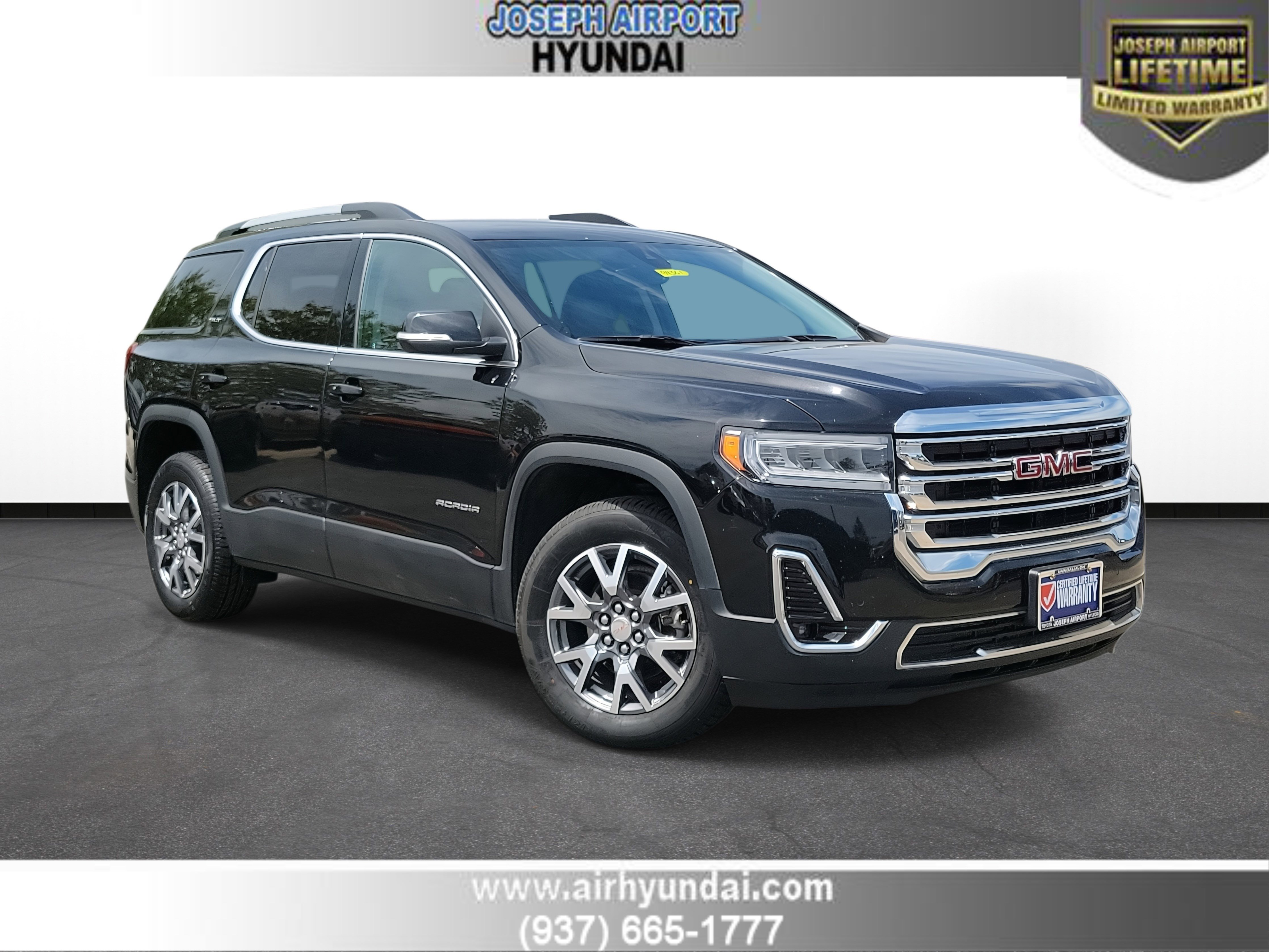 2023 GMC Acadia SLT's photo