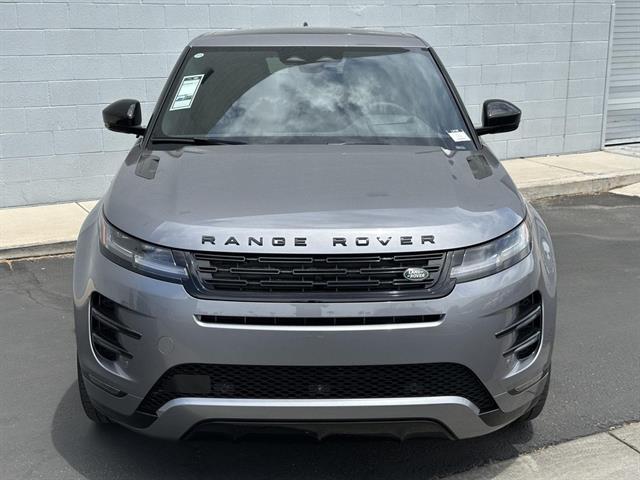 2026 Land Rover Range Rover Evoque Dynamic SE photo 3