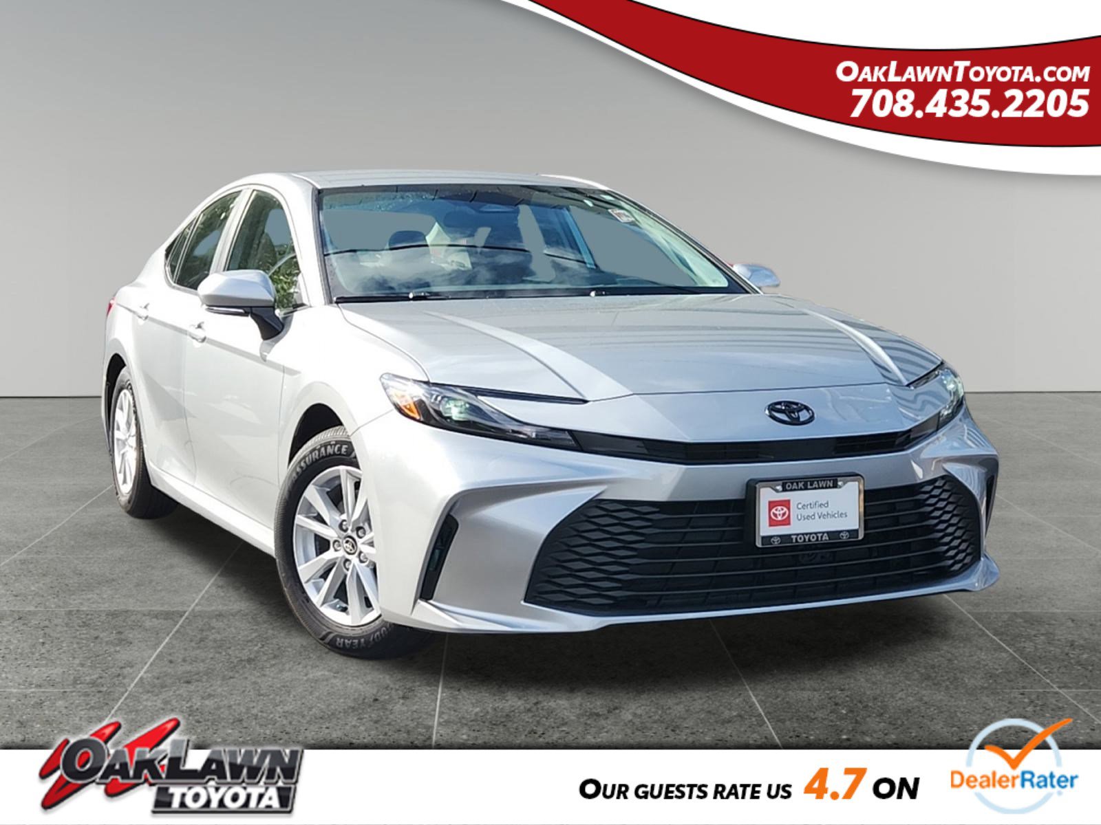 2025 Toyota Camry LE's photo