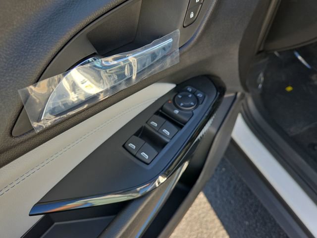 2025 Chevrolet Trax LT photo 11