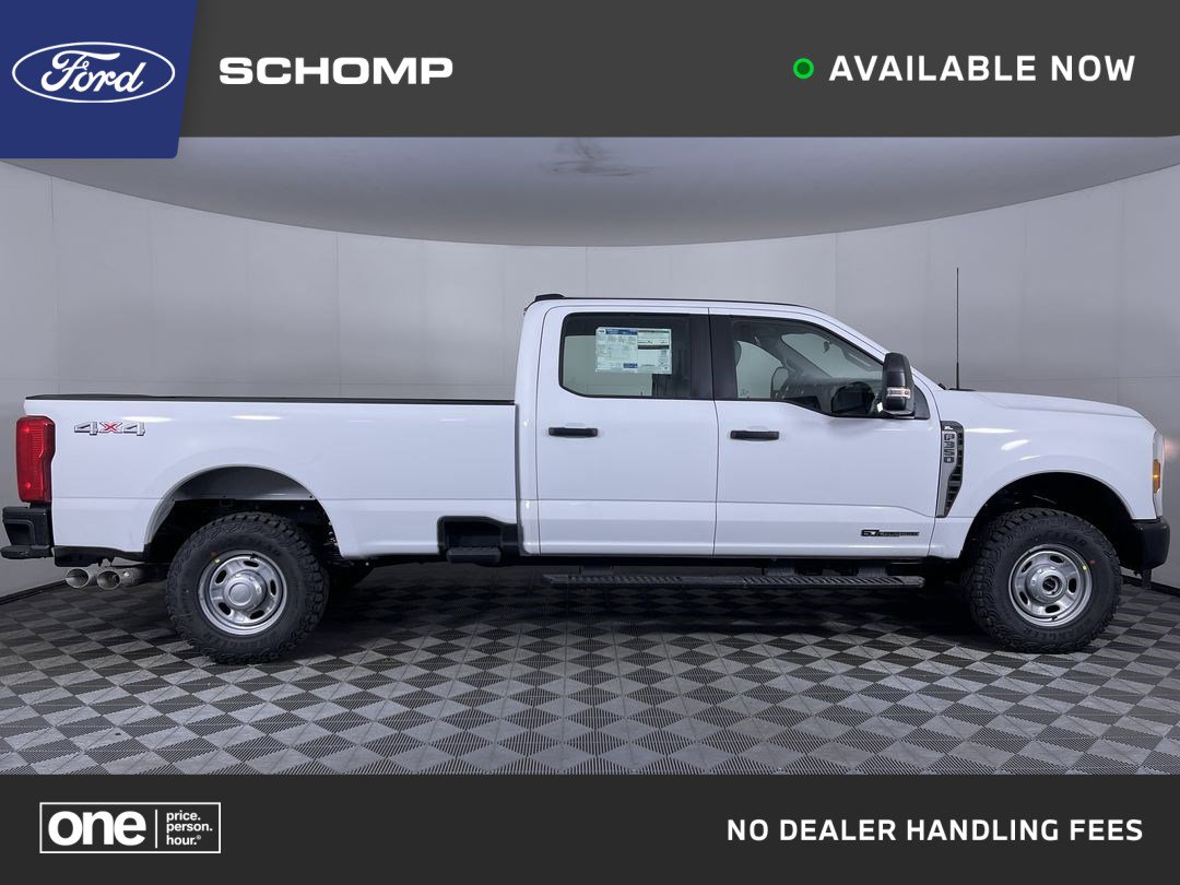 2026 Ford F-350 Super Duty XL's photo