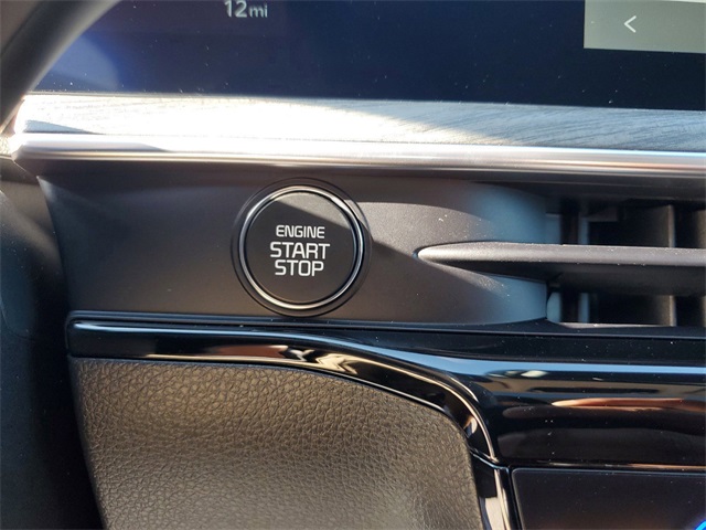 2025 Kia K5 EX photo 19