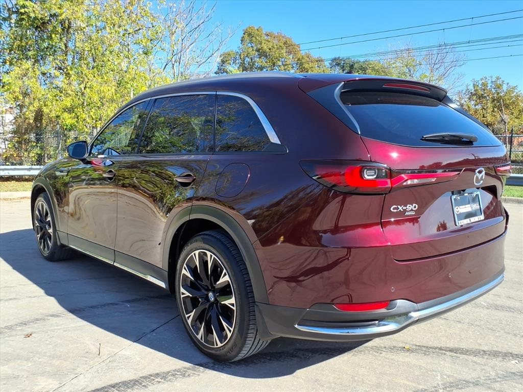 2024 Mazda CX-90 Premium photo 4