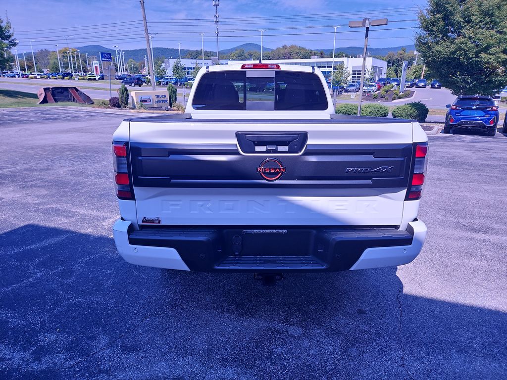 2025 Nissan Frontier PRO-4X photo 4