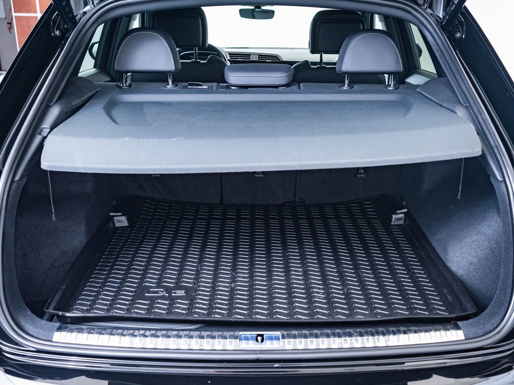 2022 Audi Q3 S line Premium Plus photo 36
