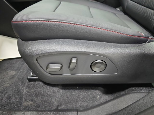 2026 Chevrolet Traverse Z71 photo 28