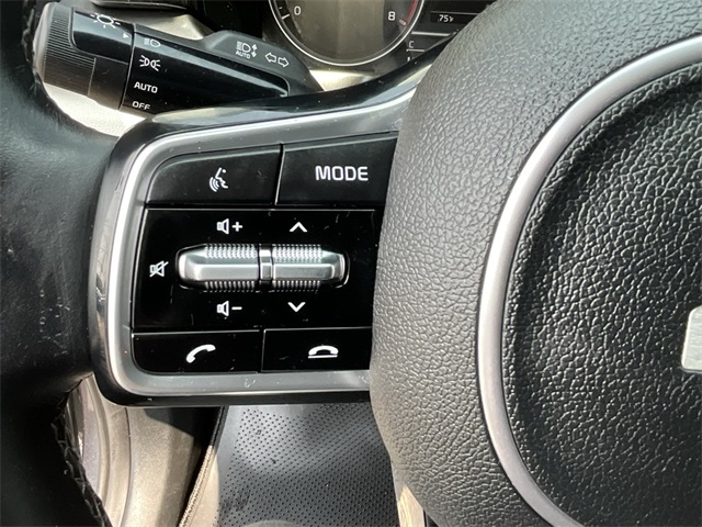 2022 Kia Sorento S photo 12