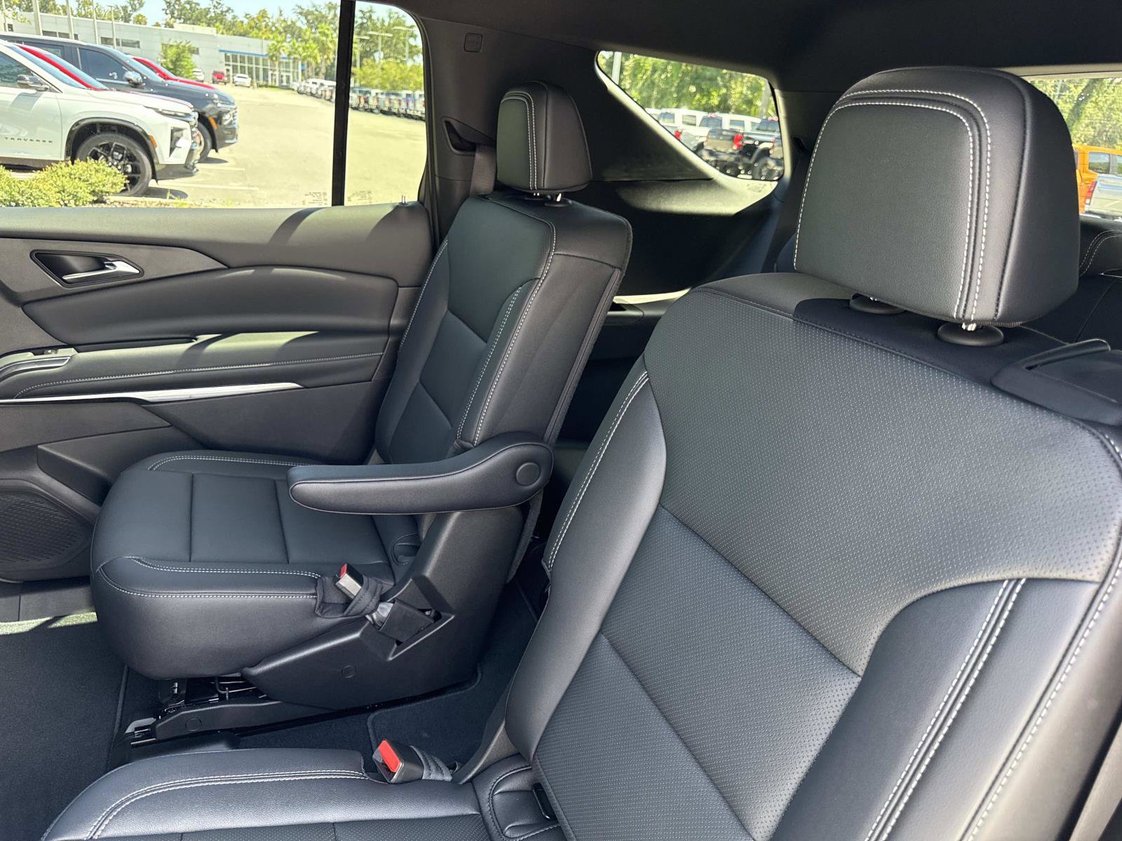 2026 Chevrolet Traverse photo 11