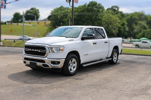 2023 Ram 1500 Big Horn Lone Star photo 2