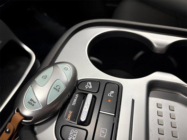 2026 Hyundai Ioniq SEL photo 28