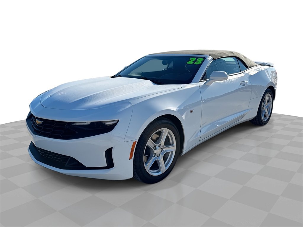 2023 Chevrolet Camaro 1LT's photo