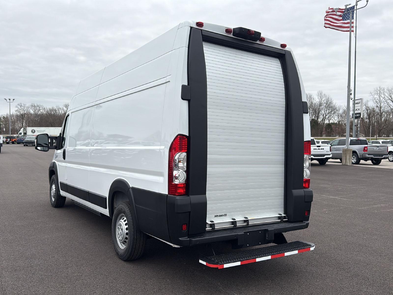 2024 Ram ProMaster 3500 photo 9