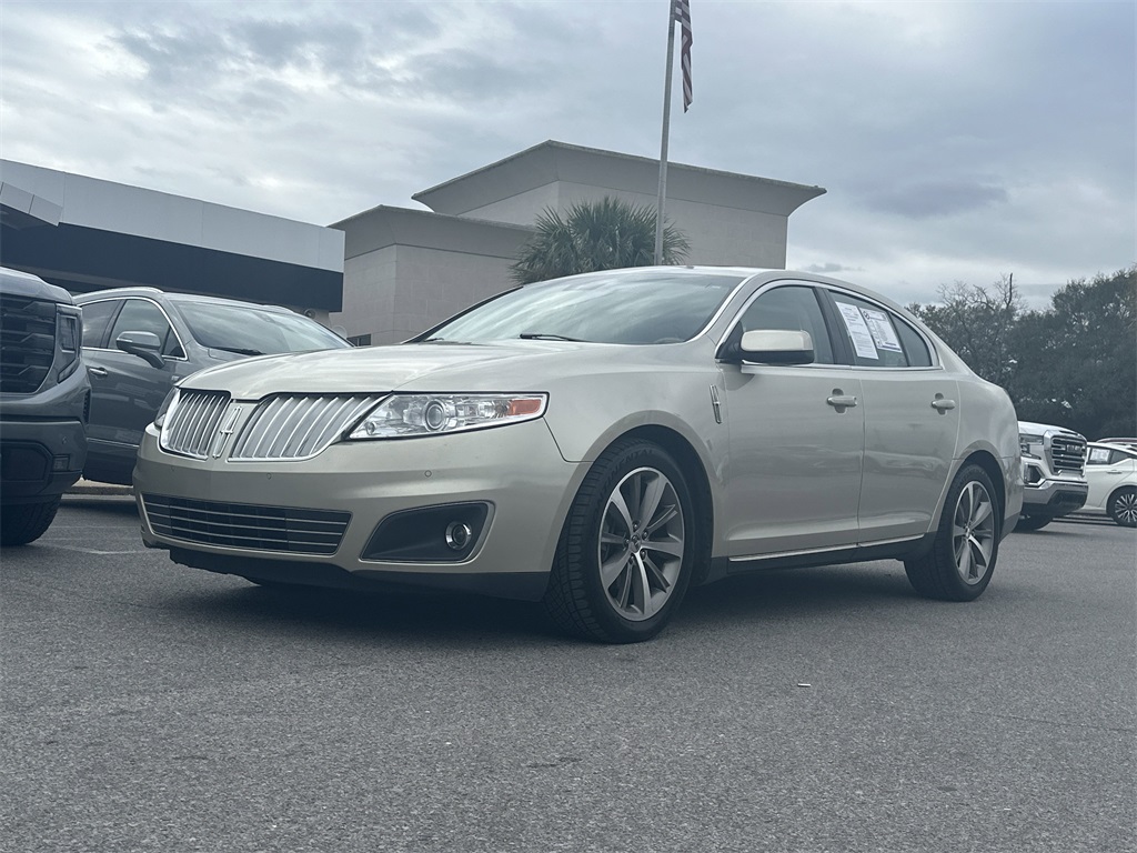 2010 Lincoln MKS Base's photo