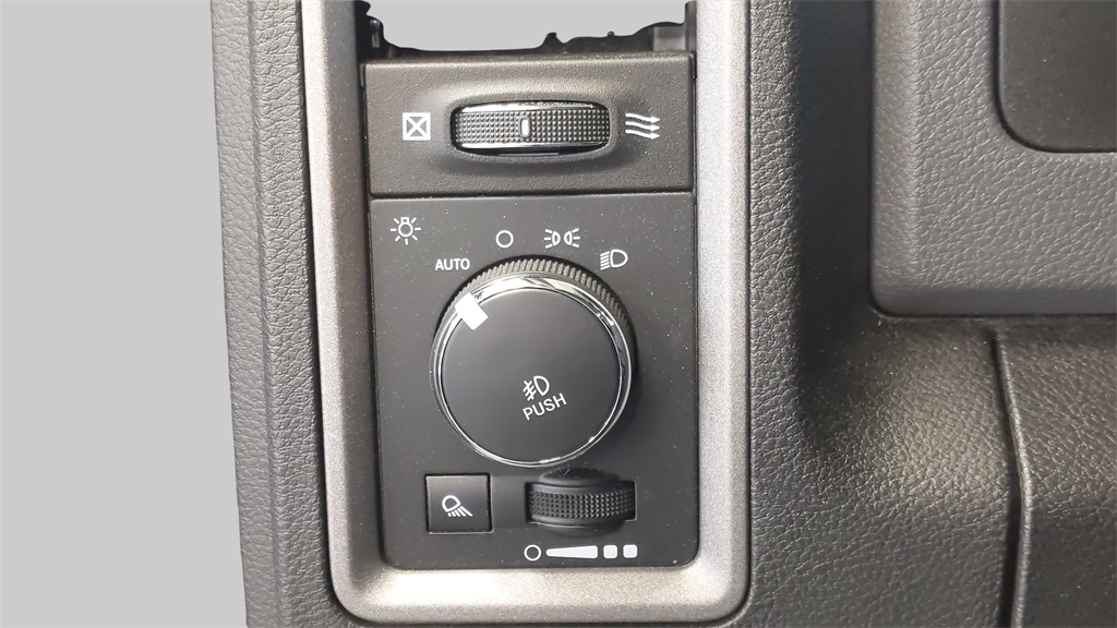 2018 Ram 1500 Express photo 58