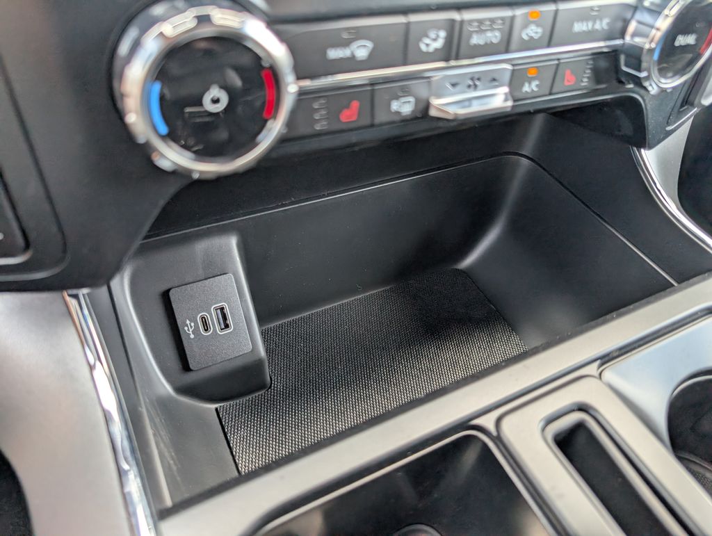 2025 Ford F-150 XLT photo 14