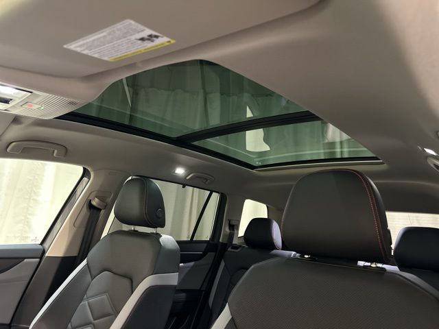 2025 Volkswagen Atlas Peak Edition SE photo 22