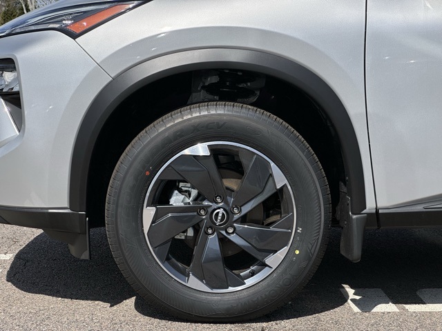 2025 Nissan Rogue SV photo 5