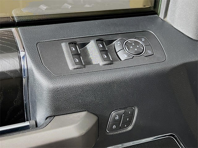 2020 Ford F-150 Platinum photo 9