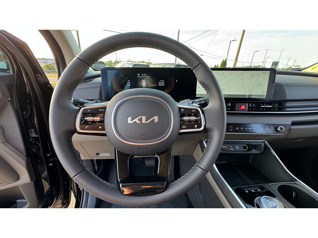 2026 Kia Carnival EX photo 5
