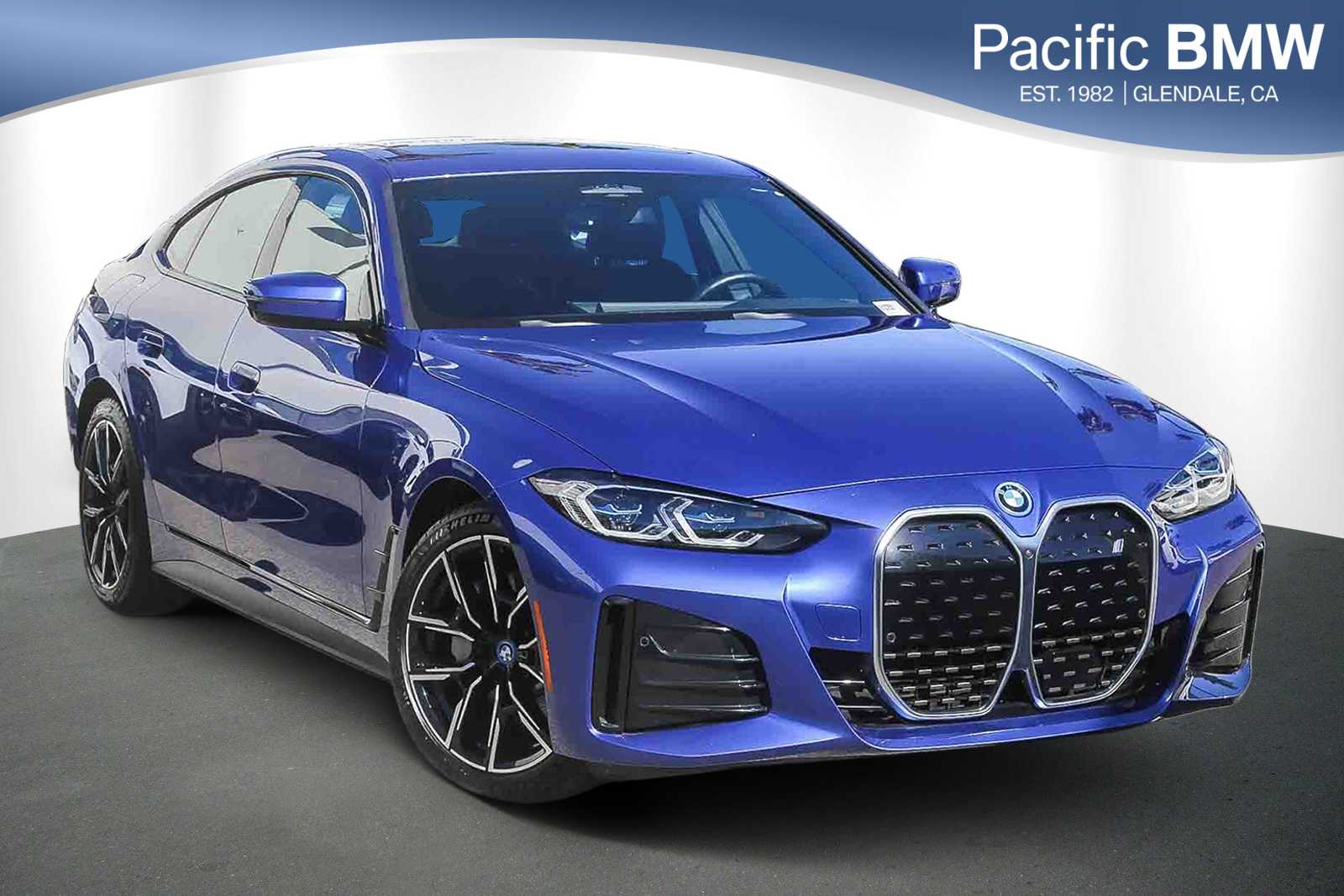 2024 BMW i4 40's photo