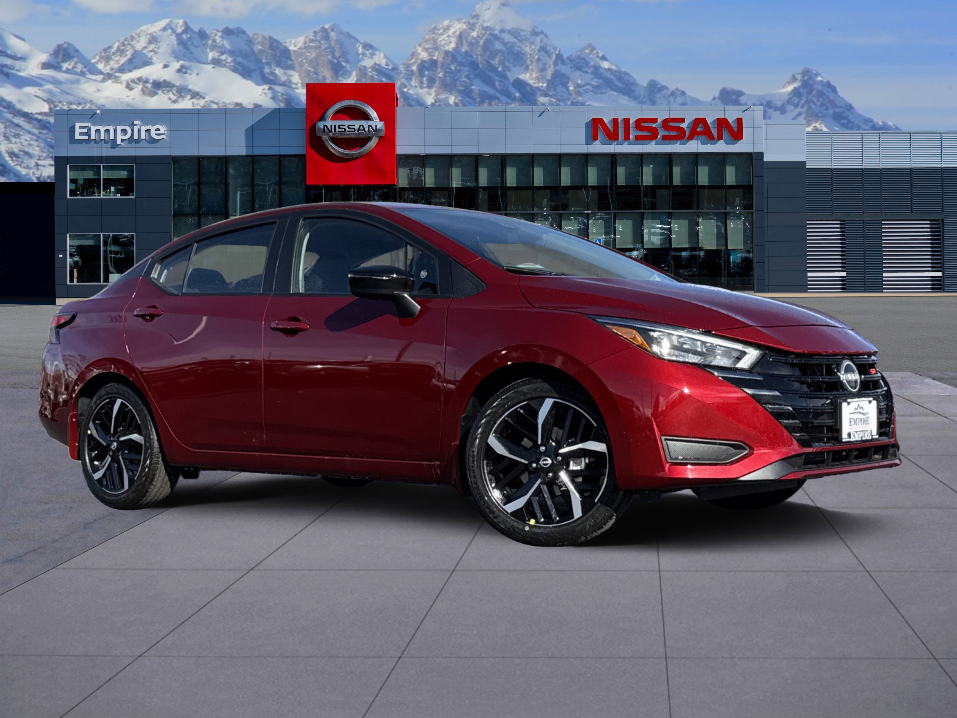 2025 Nissan Versa Sedan SR's photo
