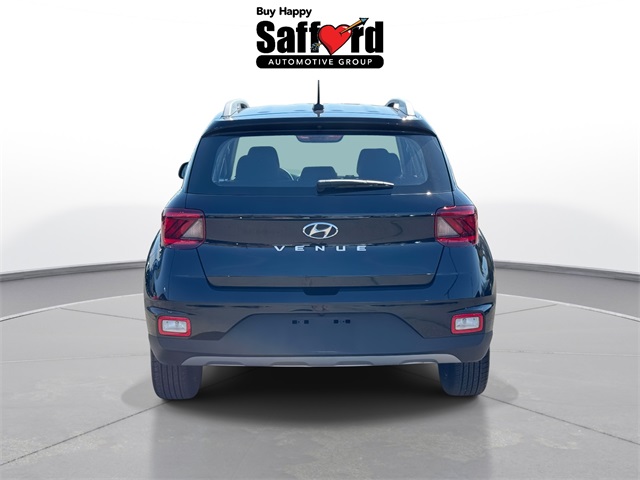 2024 Hyundai Venue SEL photo 4