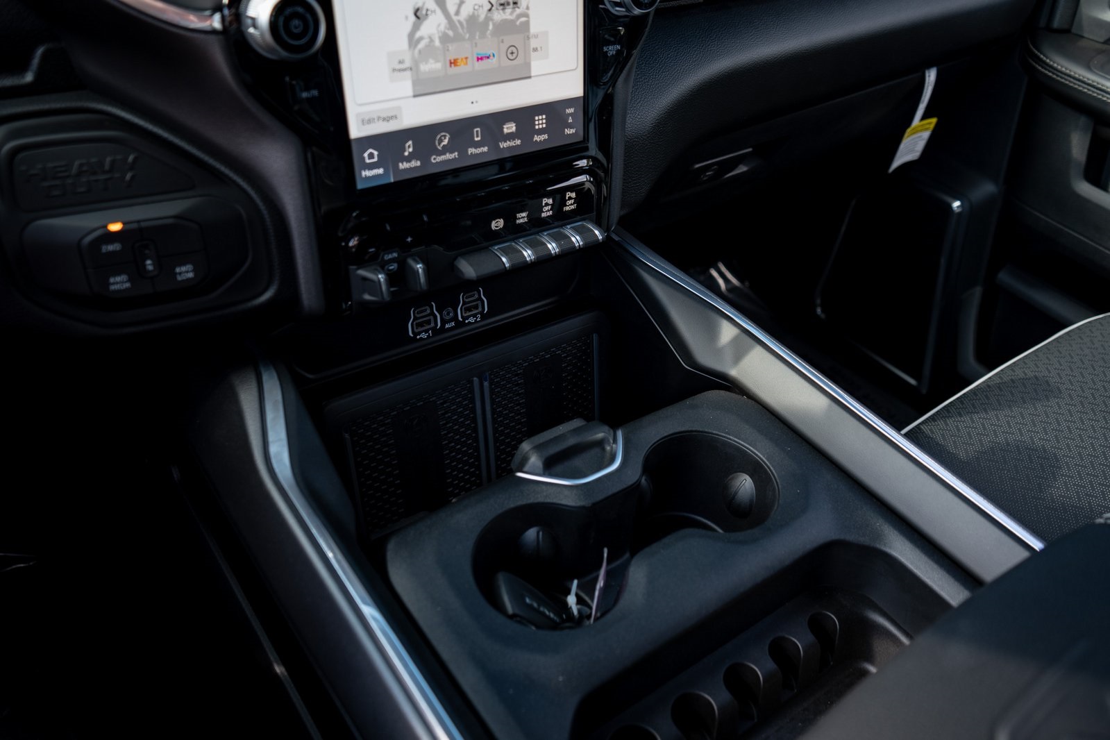 2026 Ram 2500 Laramie photo 25