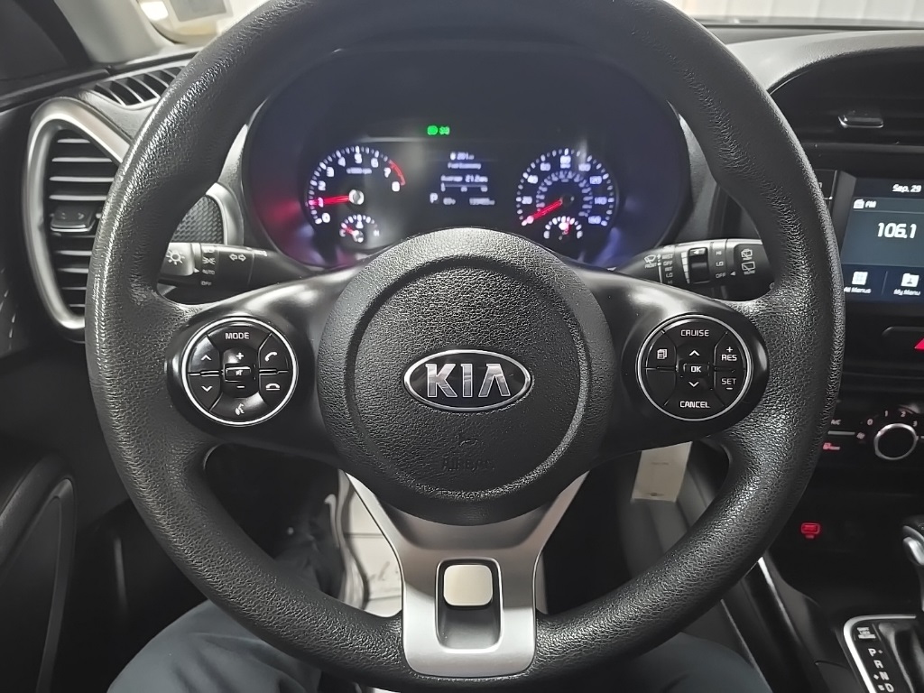 2021 Kia Soul LX photo 18