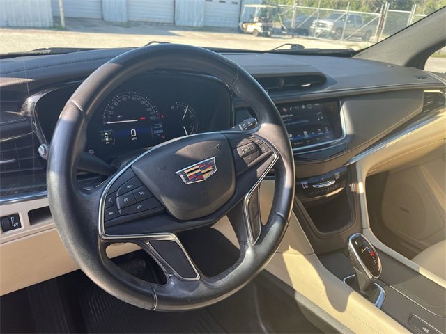 2019 Cadillac XT5 Base photo 2