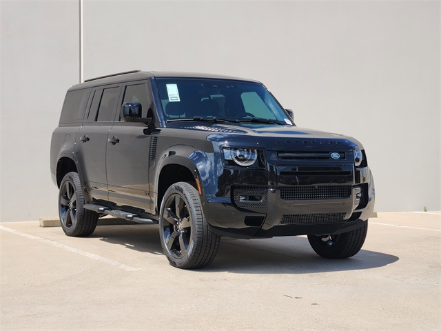 2025 Land Rover Defender 130 V8 photo 2