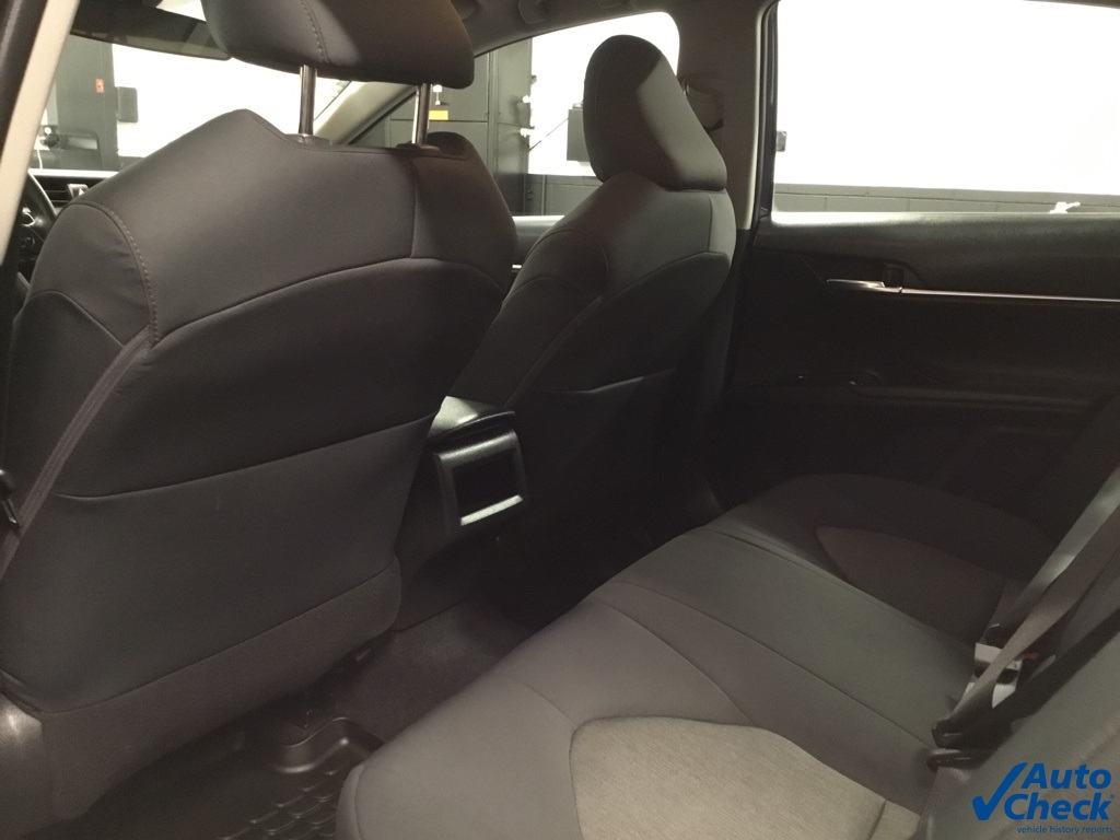 2020 Toyota Camry LE photo 25