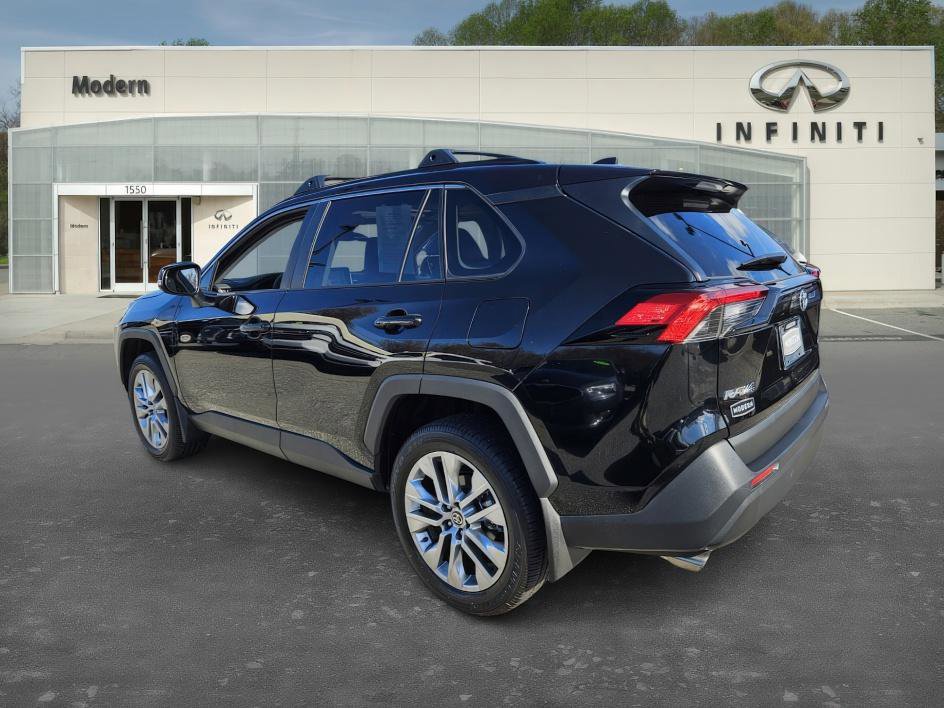 2024 Toyota RAV4 XLE Premium photo 4