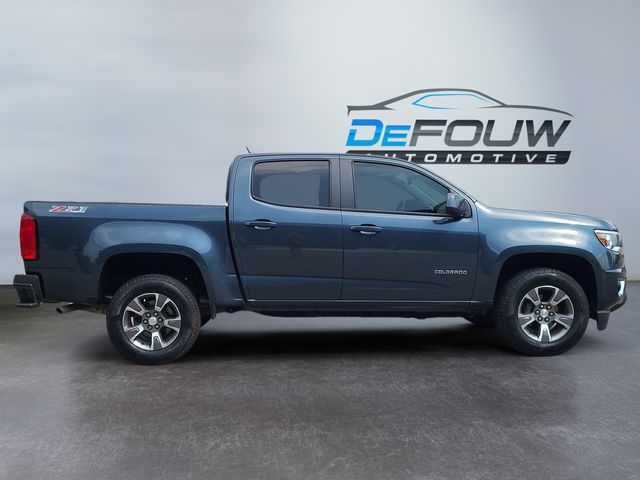 2020 Chevrolet Colorado Z71 photo 2
