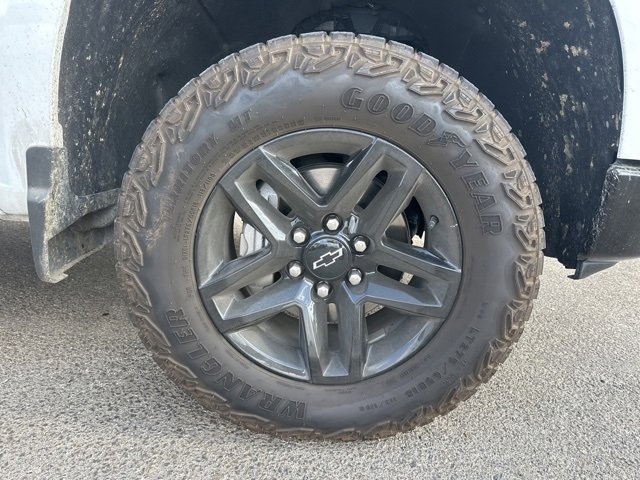 2024 Chevrolet Silverado 1500 Custom Trail Boss photo 5