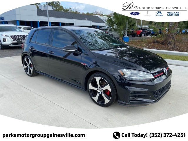 2018 Volkswagen Golf GTI S's photo