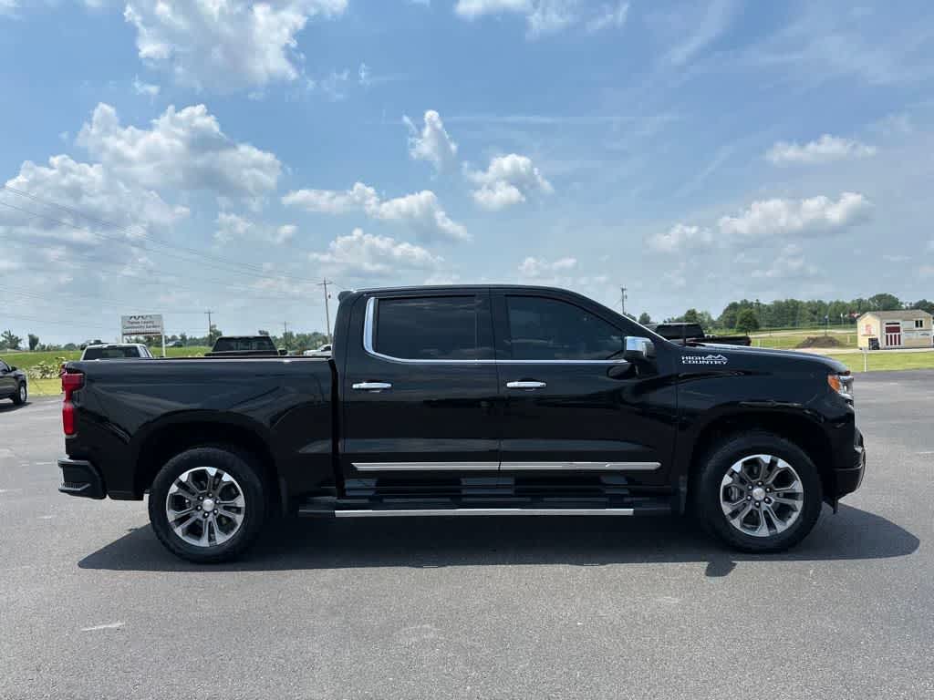 2023 Chevrolet Silverado 1500 High Country photo 2