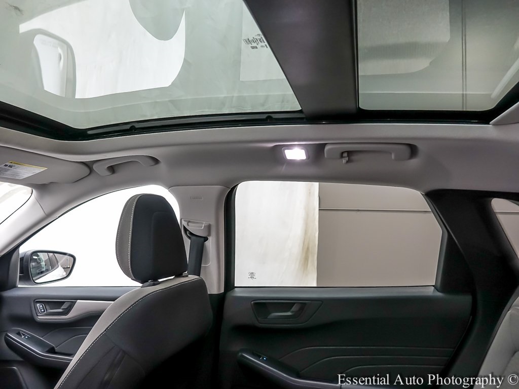 2022 Ford Escape SE photo 12