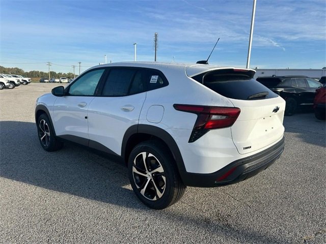 2026 Chevrolet Trax photo 3