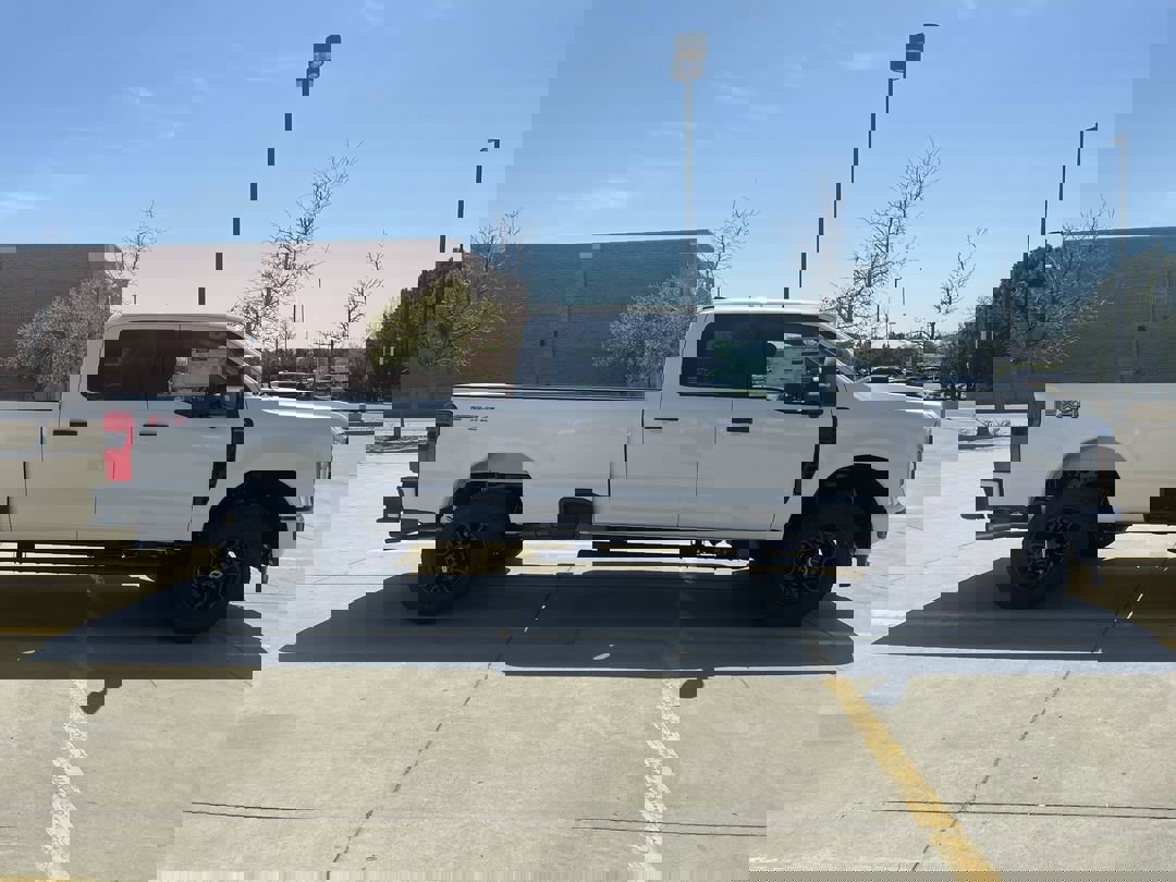 2025 Ford F-350 XL photo 9