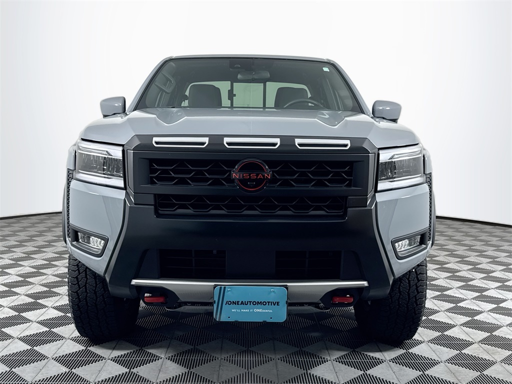 2025 Nissan Frontier PRO-4X photo 3