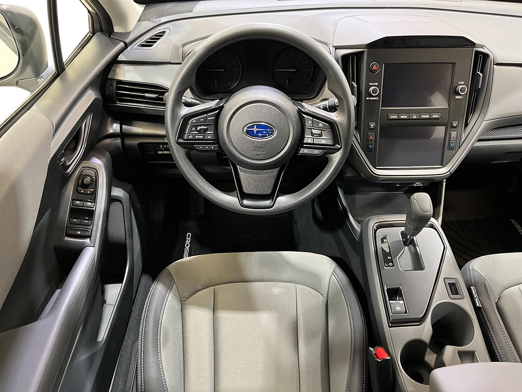2025 Subaru Crosstrek Base photo 11