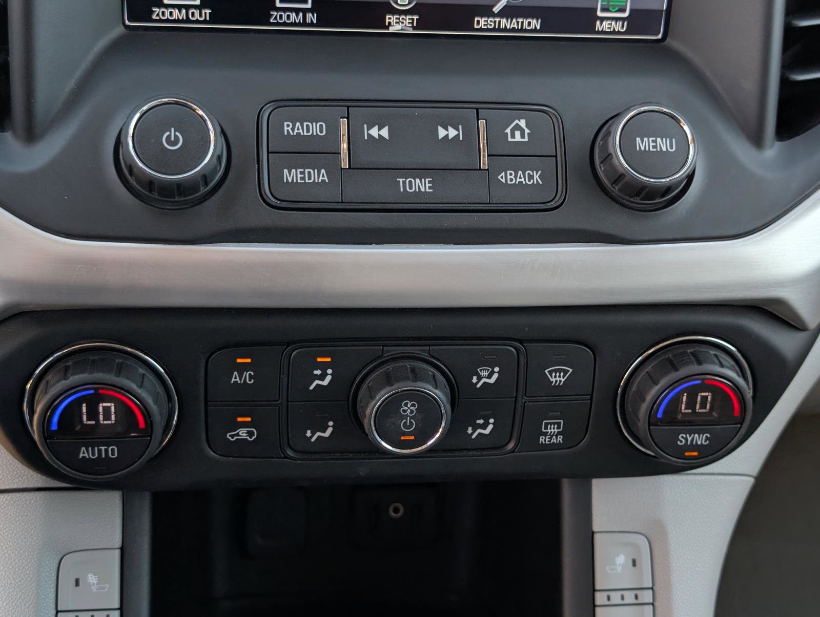 2019 Gmc Acadia SLT photo 19