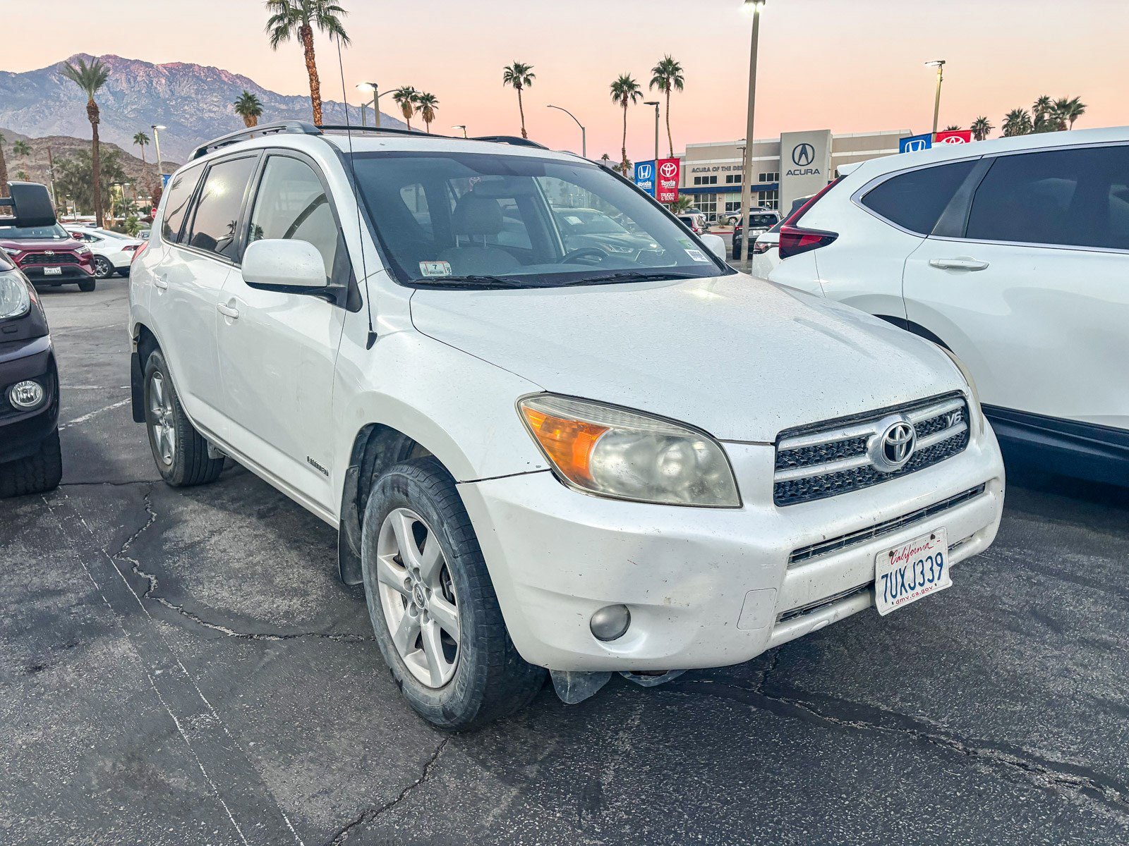 2008 Toyota RAV4 Limited's photo