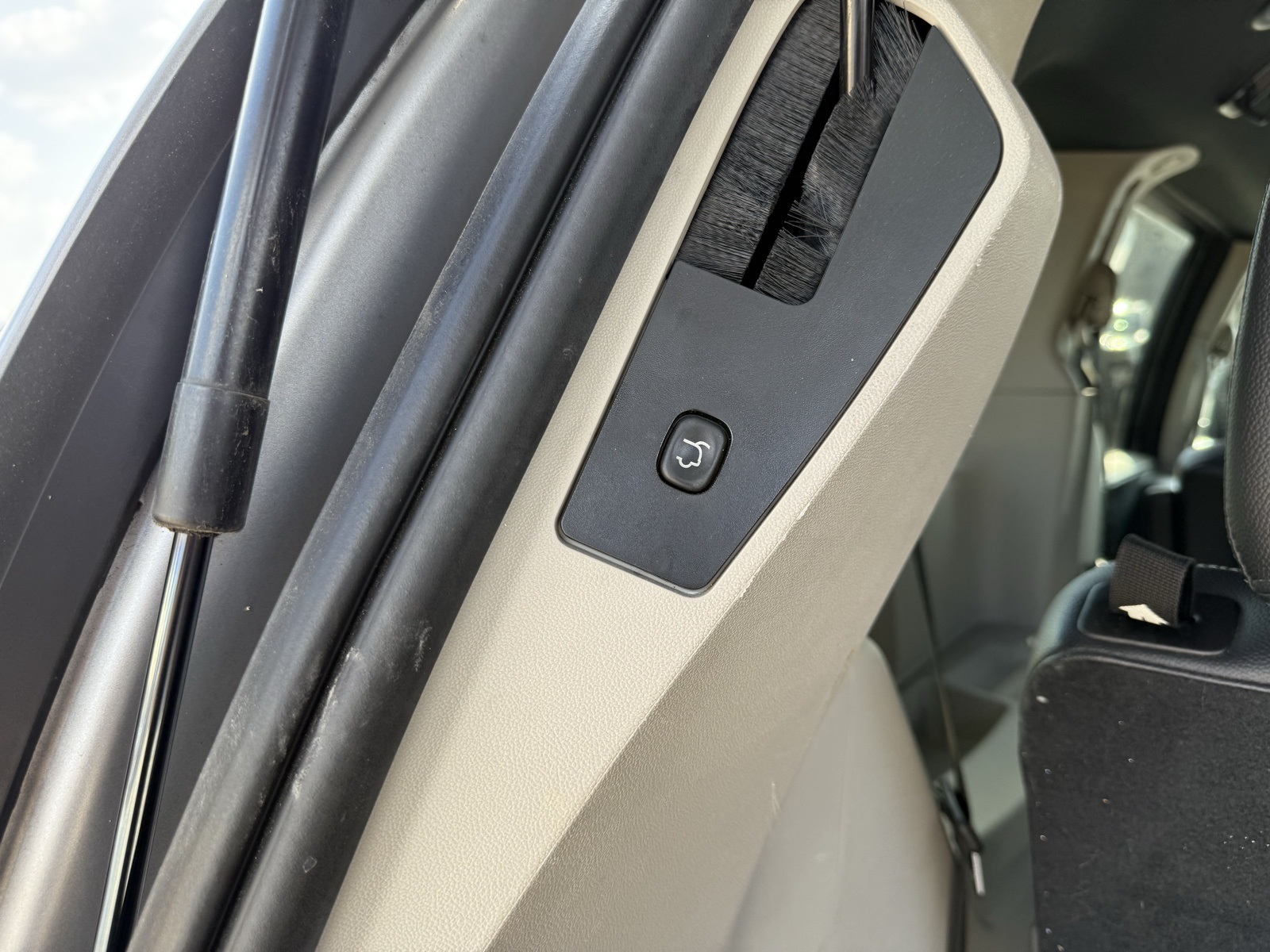 2014 Dodge Grand Caravan SXT photo 17